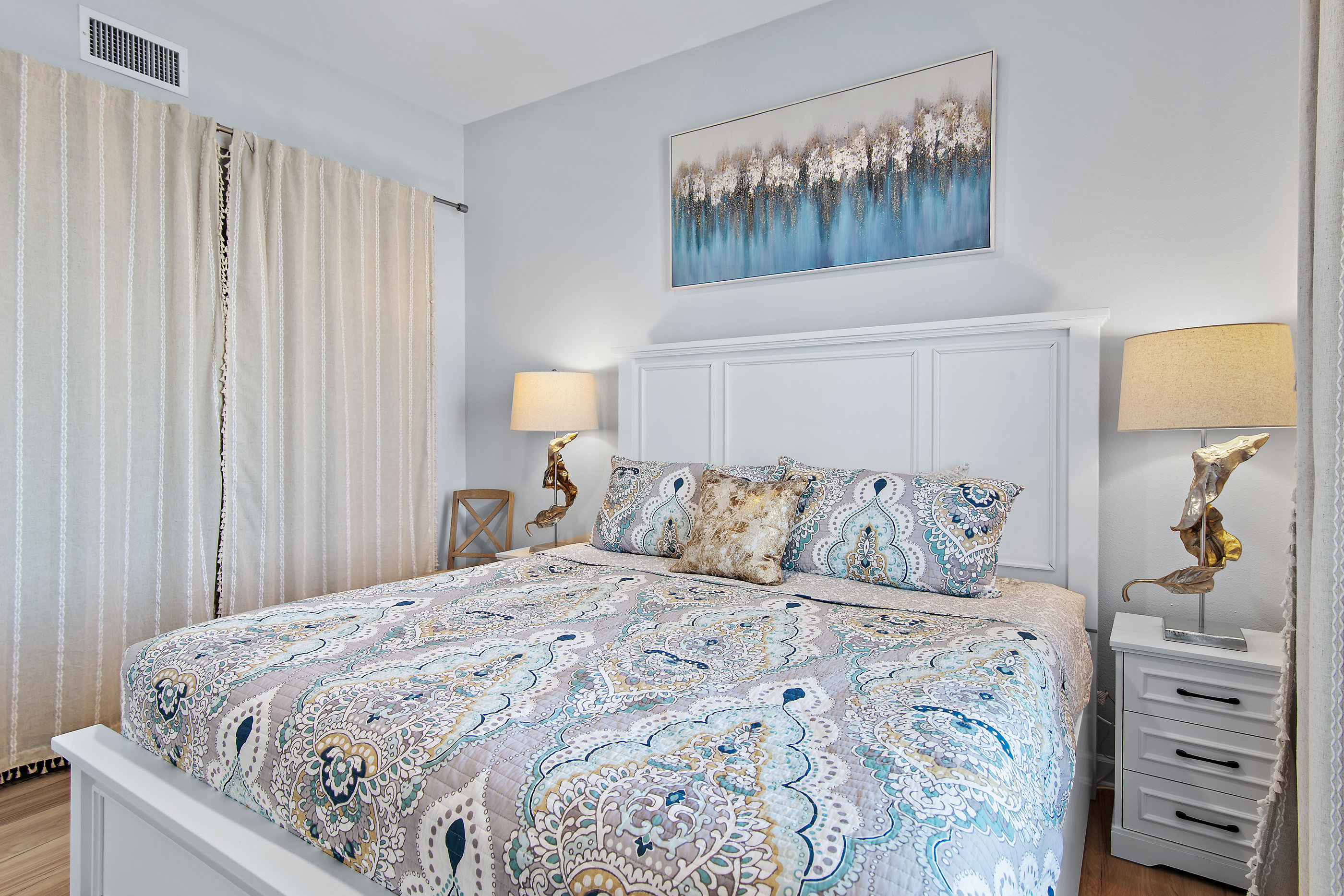 Guest king bedroom with access to shared hall bathroom