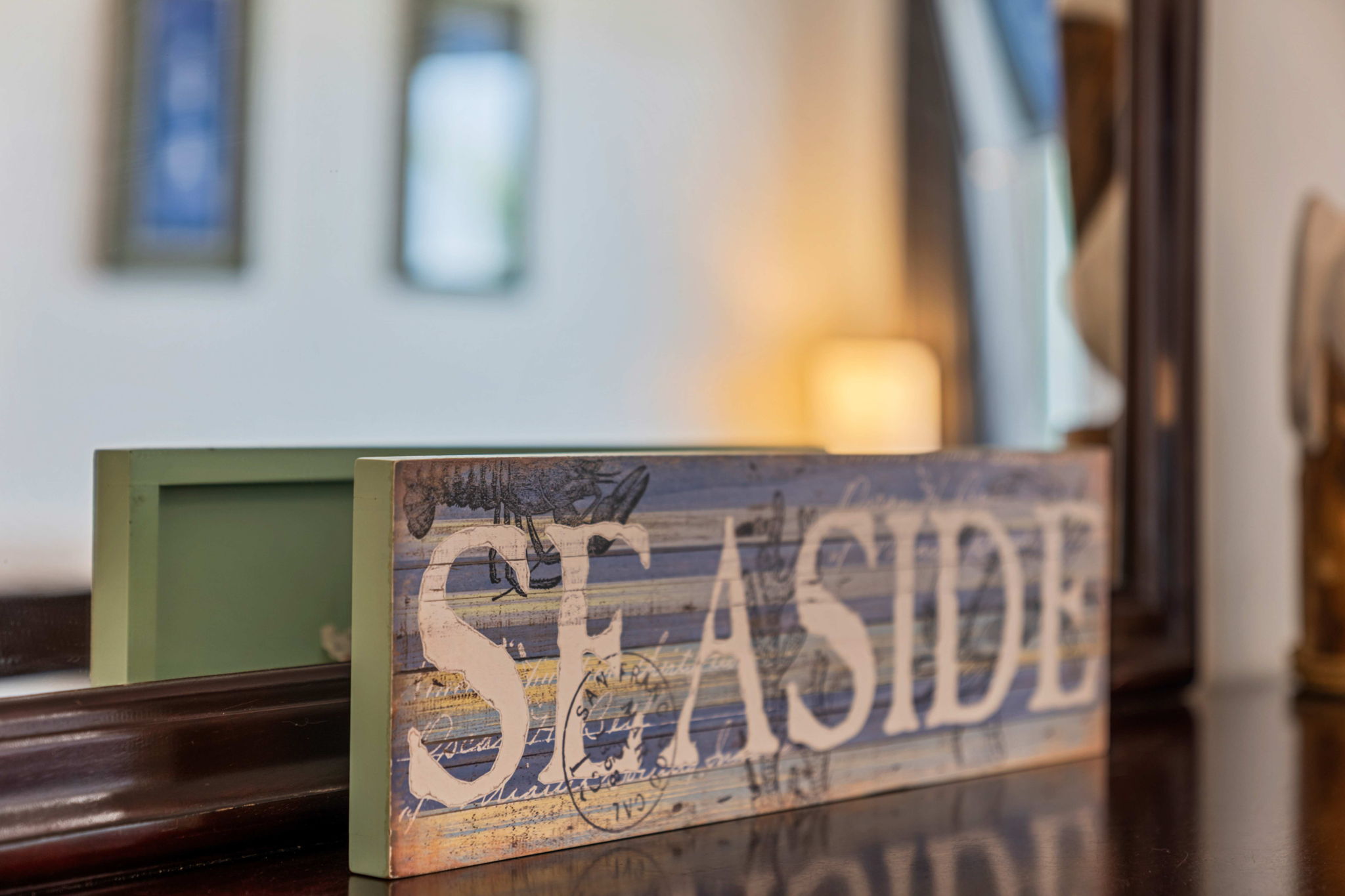 Decor | Sea Gull | 201 Oceanview | 1116 Ocean Blvd, Isle of Palms, SC | IOP Escapes