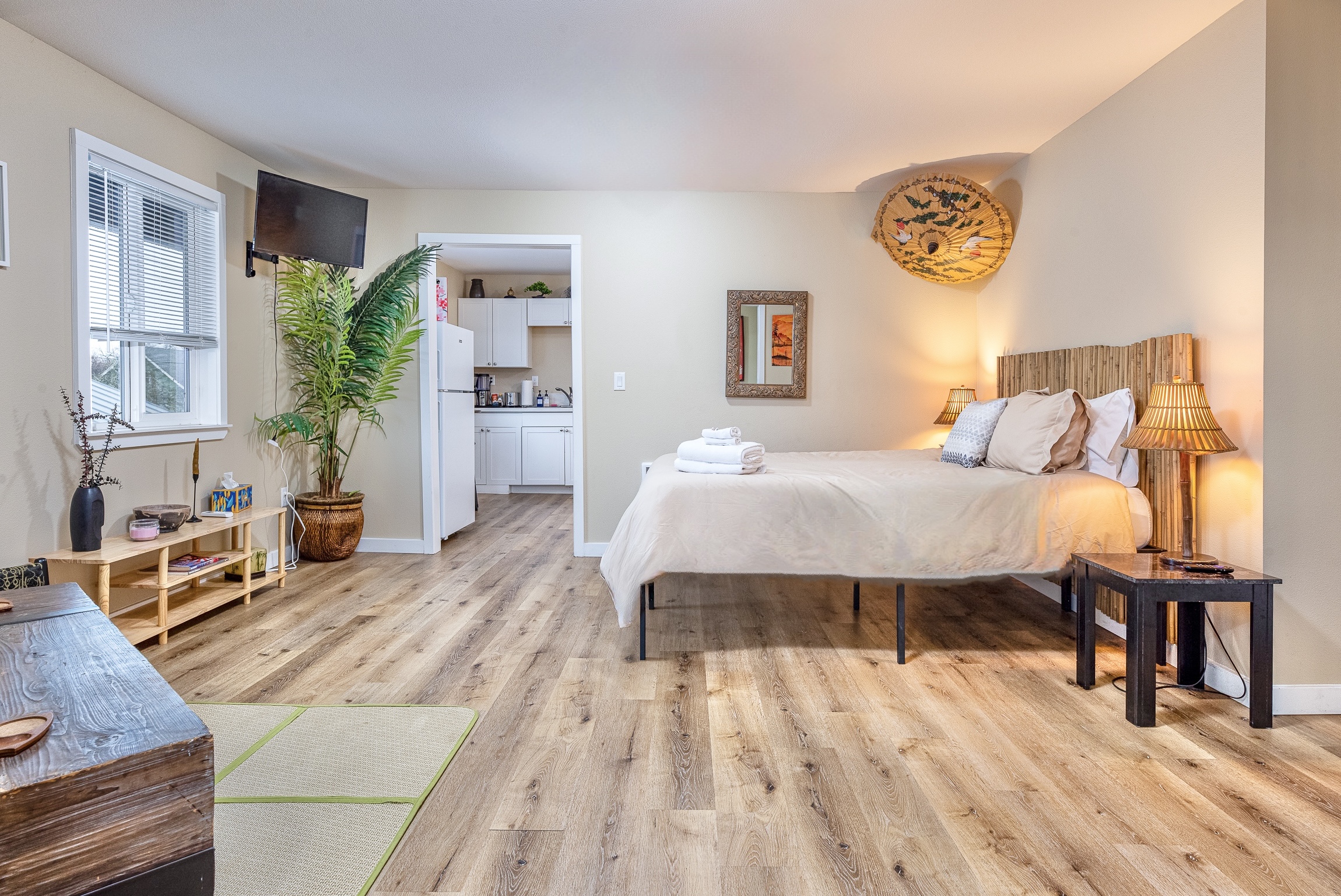 Far East bedroom