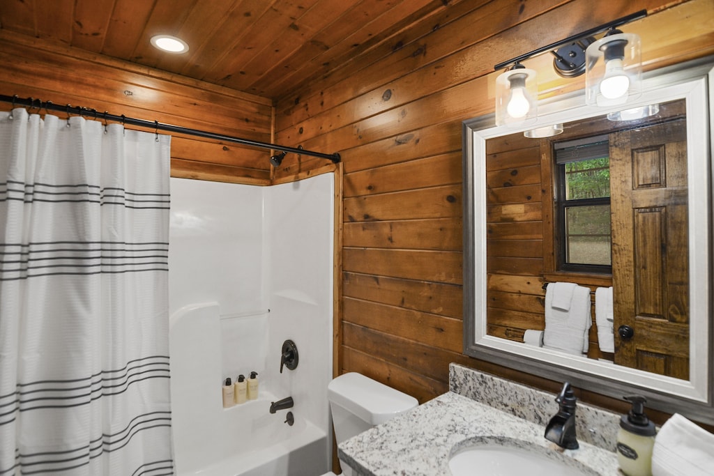 Full bathroom located upstairs- tub/shower combo