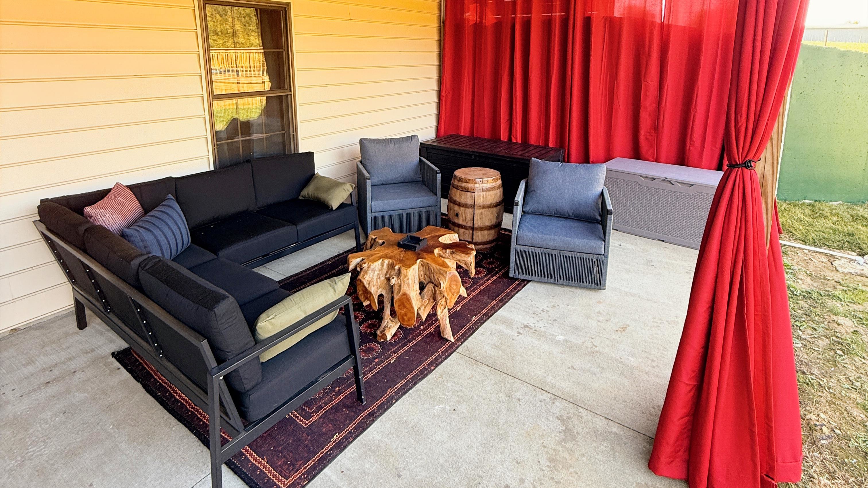 Designed for connection and calm — this covered lounge blends bourbon-country style with understated luxury, ideal for relaxed strategy sessions or slow evenings under the Kentucky sky.