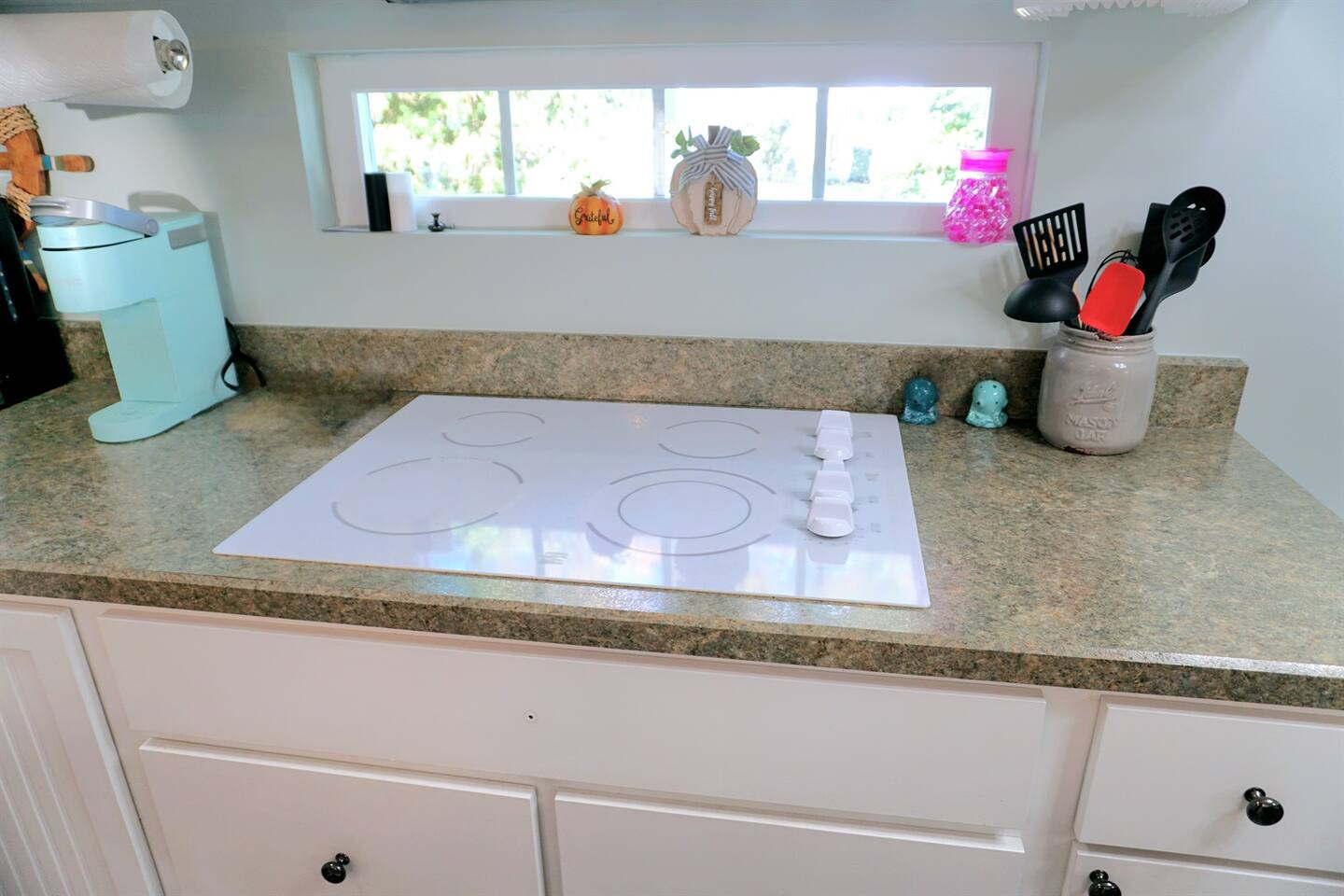 Stovetop in Counter (No Oven)