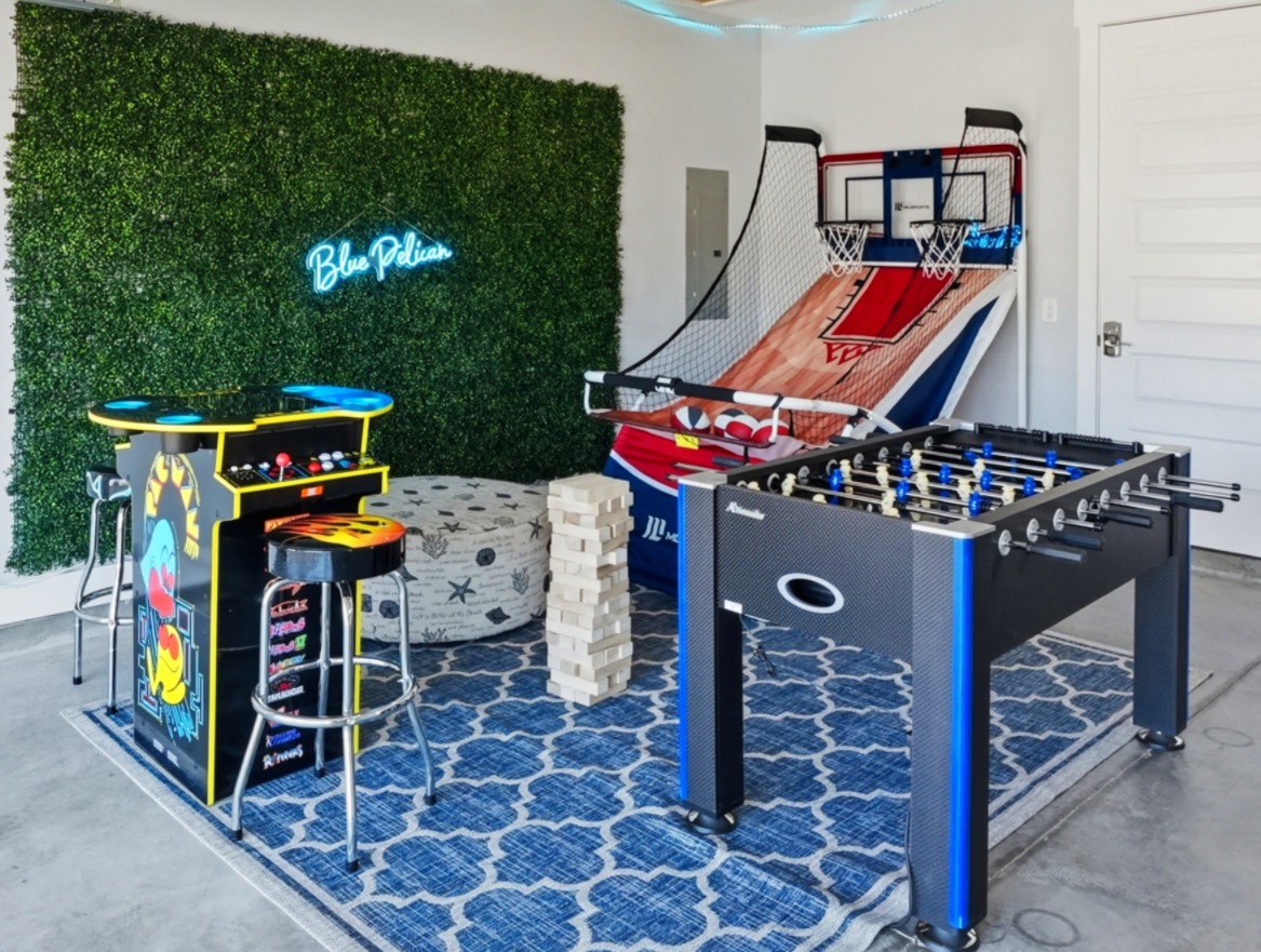 Have a blast with the kids in the Game Room including 1upArcade, Basketball Arcade, Foosball, Darts, Hookz Ring and String game, and Giant Jenga. Guest challenge to beat the High Score on Galaga!