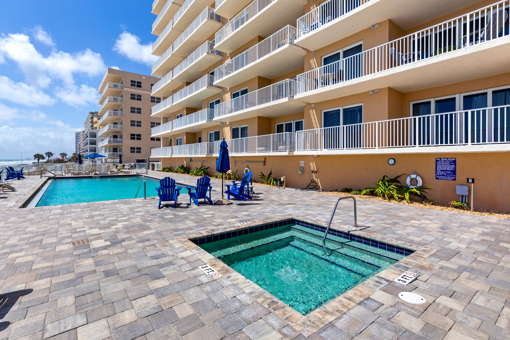 Oceanfront Hot Tub & Pool