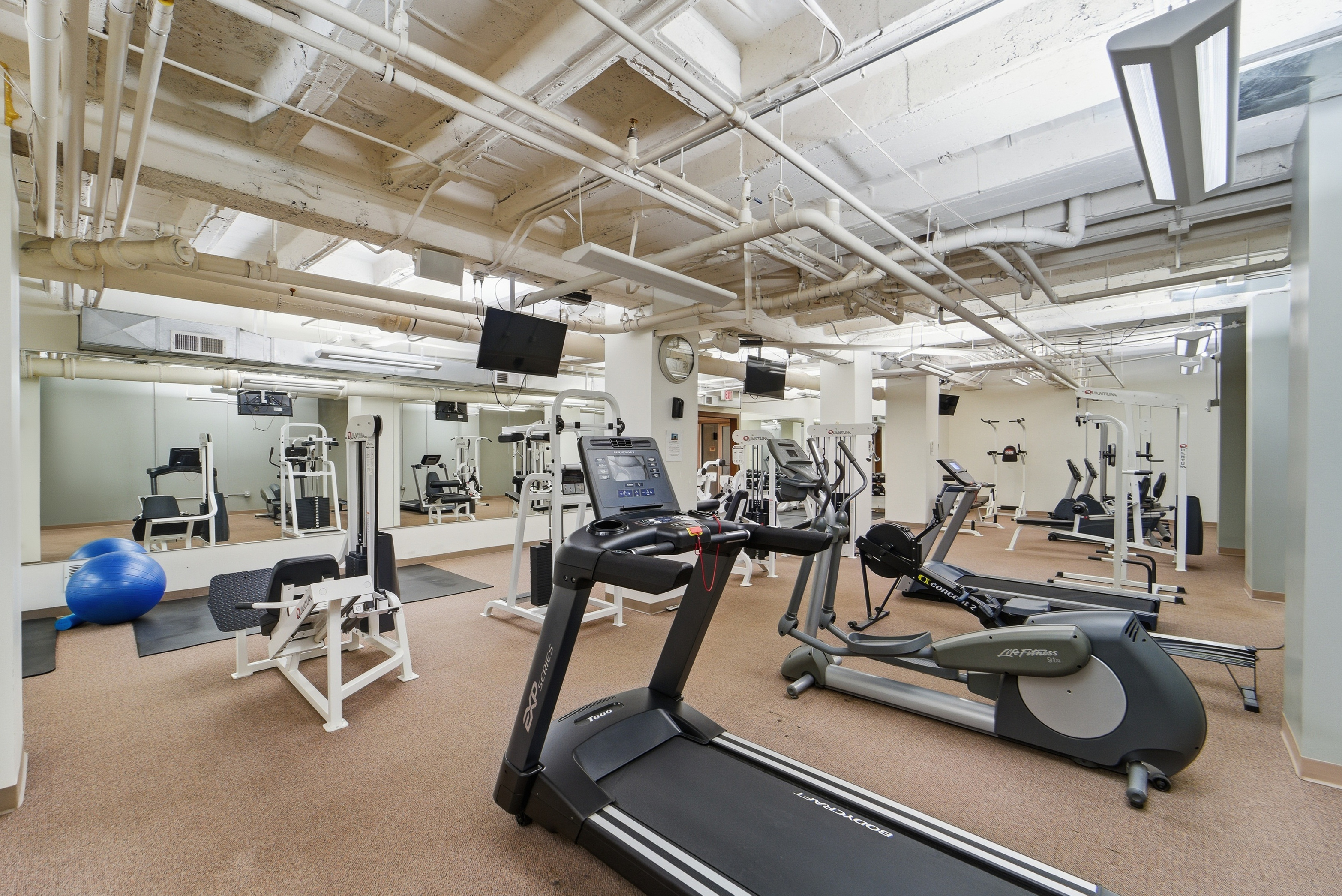 With close to 3,000sq feet of workout space, the guests have unlimited access to an incredible gym 24/7!