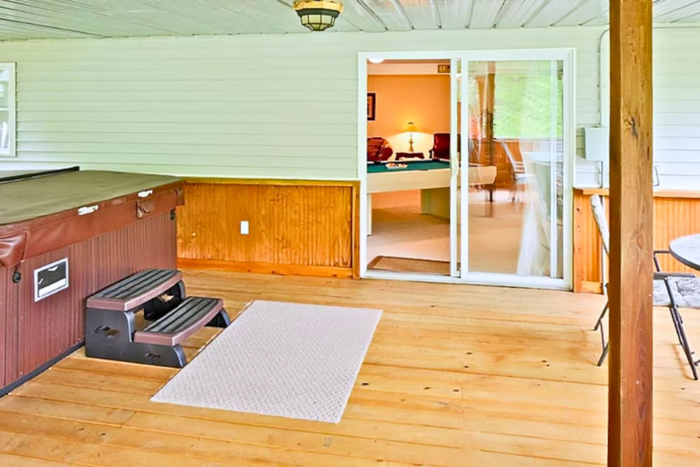 Quick entrance in and out of the hot tub on those really cold nights! 