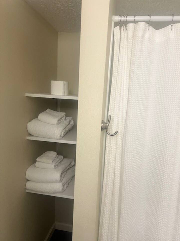 Bunkroom Bath