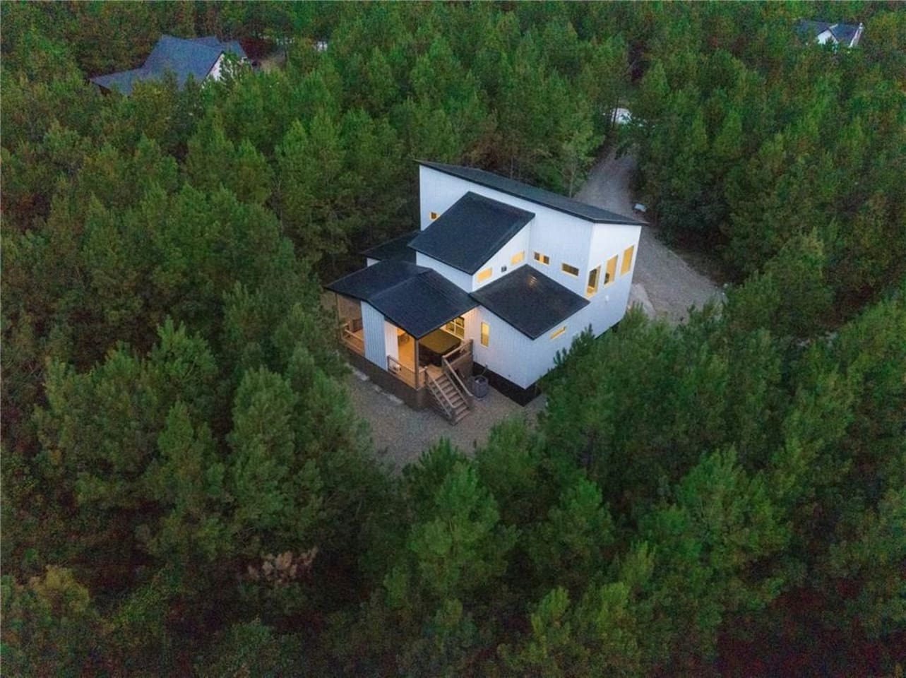 With towering trees, open skies, and woodland charm all around, this is the kind of place where time slows down and memories take root.