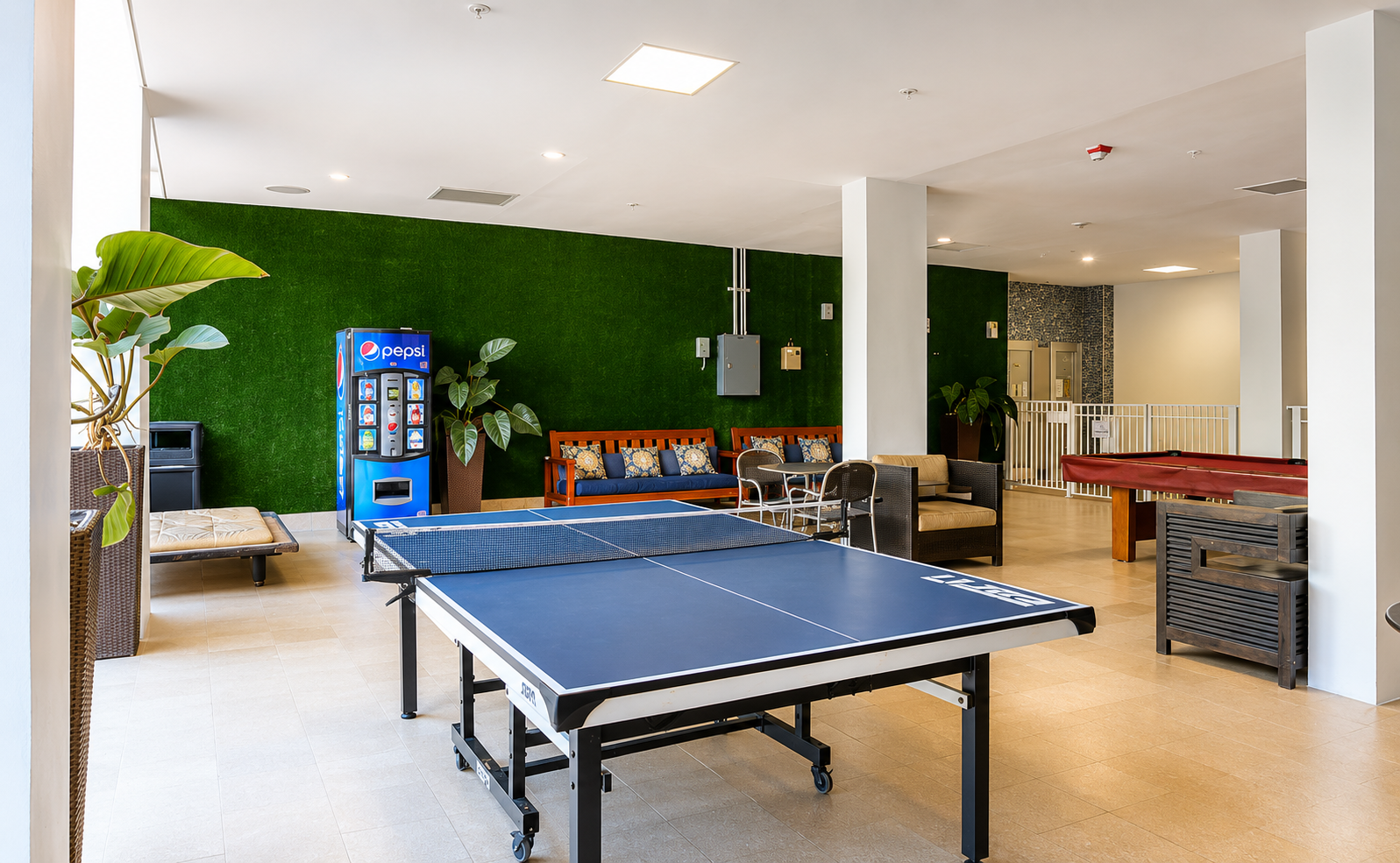 Pool table 