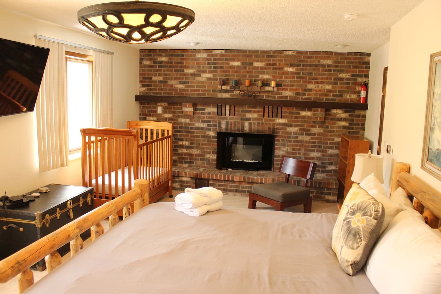 Bedroom 8, twin bed not pictured, attached bathroom, main level