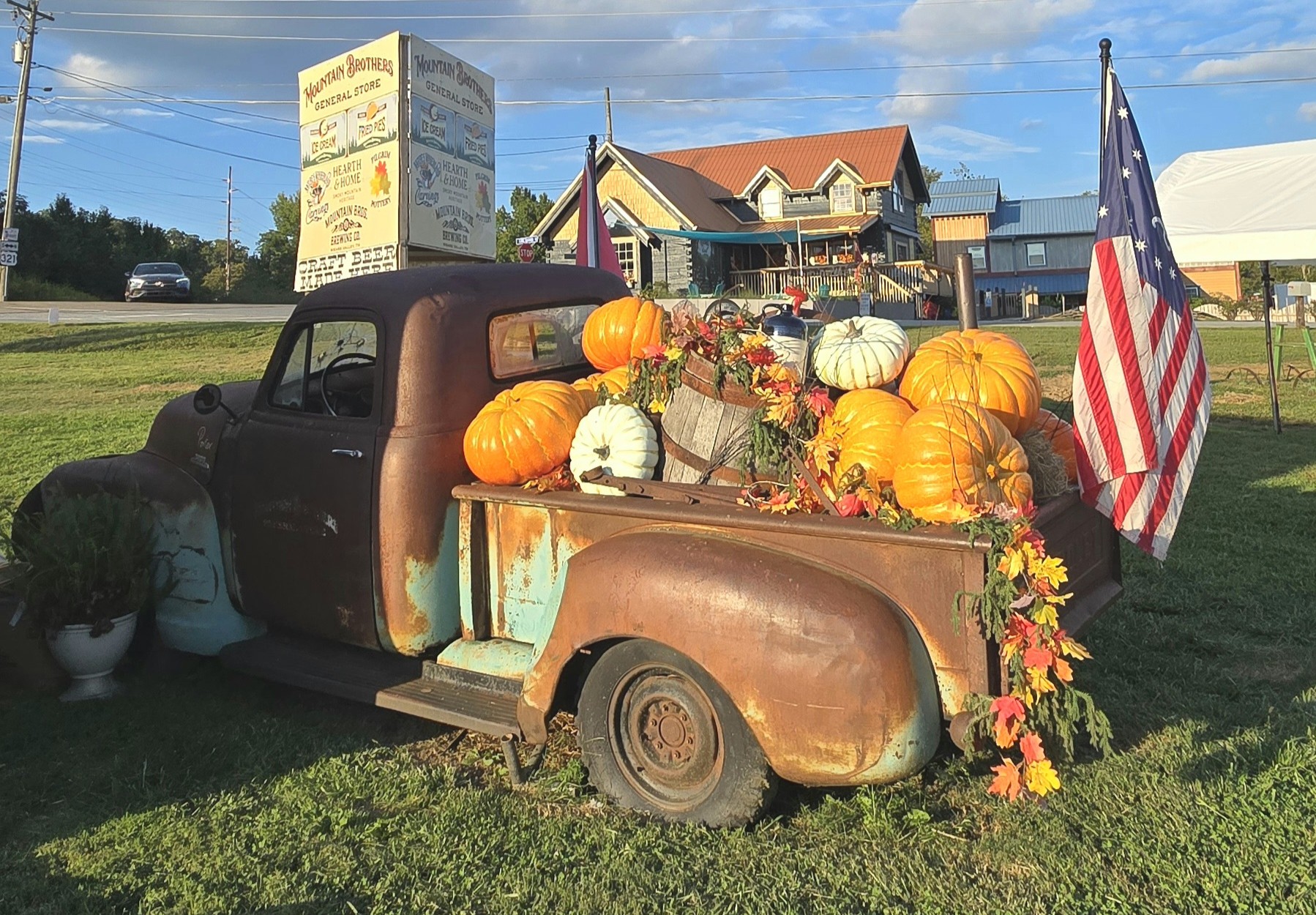 Fall decor in the Smokies!
