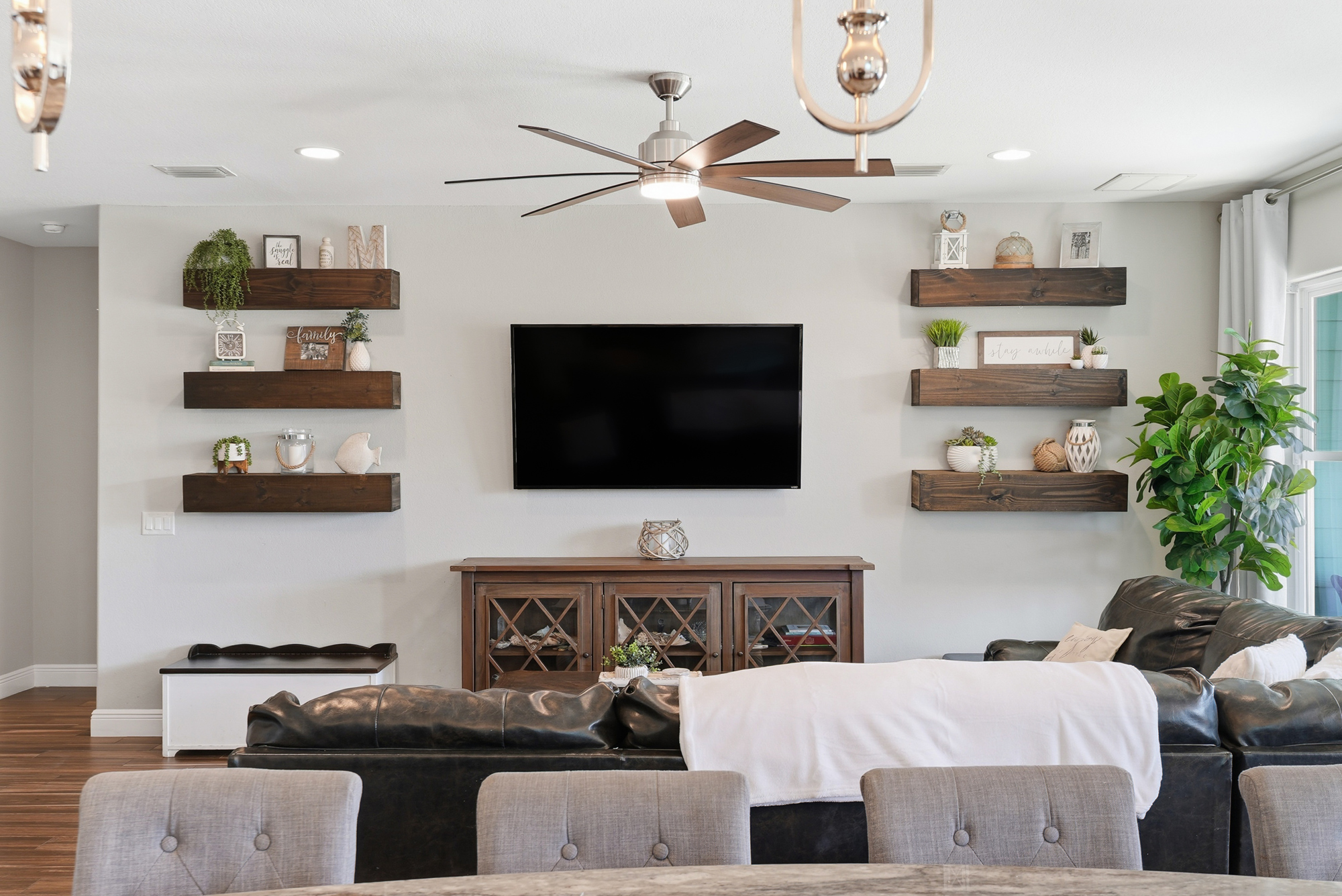 Comfortable coastal living room in a family- and pet-friendly Panama City Beach rental.