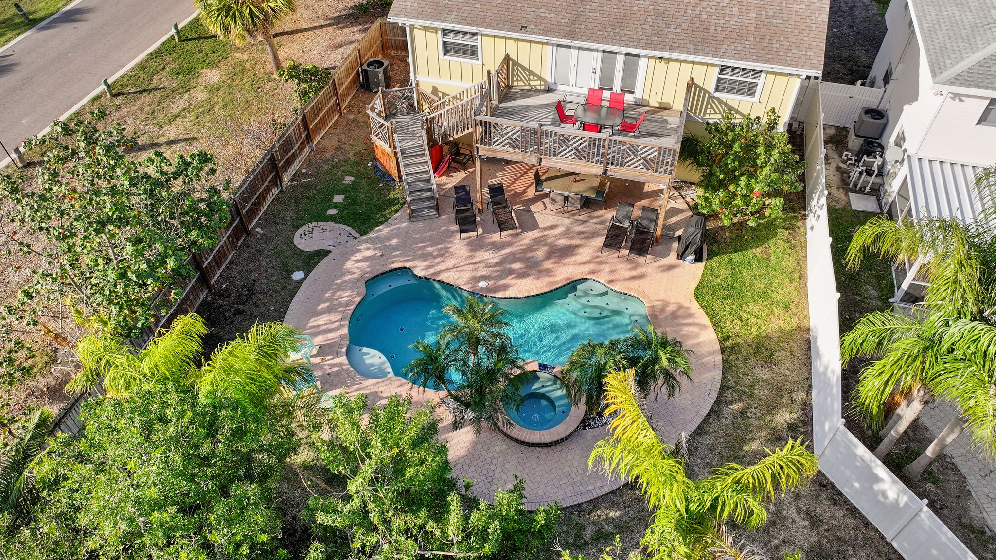 Walk 2 a water park/ Pool/Steps to the beach 4