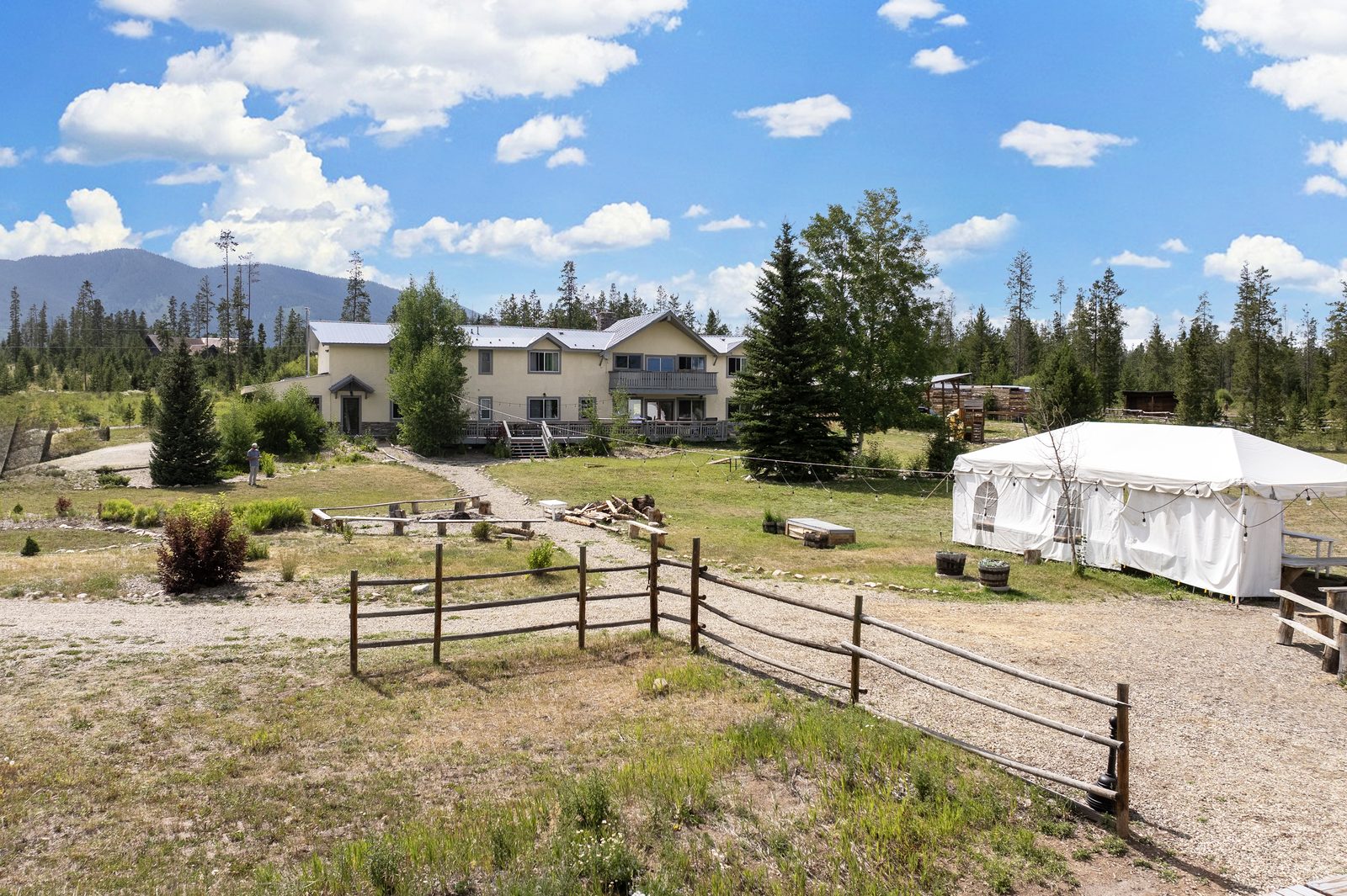 Main house and reception tent at Casa Vista