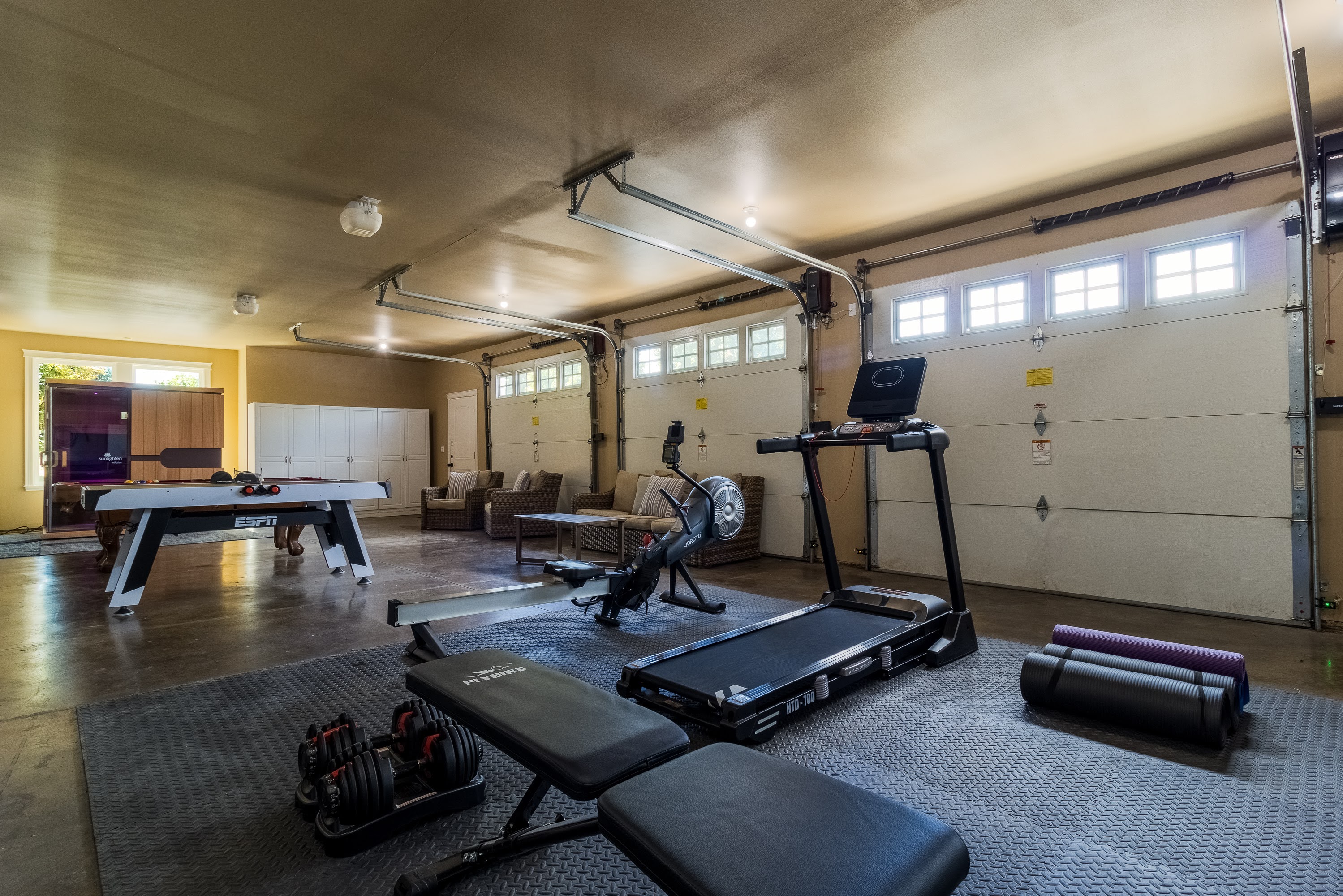 game and gym room