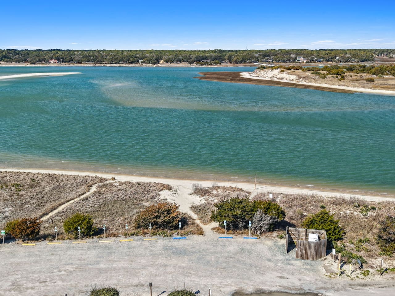 100 Ft Distance to The Point - Kings Landing Public Beach Access. 5 Minute Walk or 1 Minute Drive!