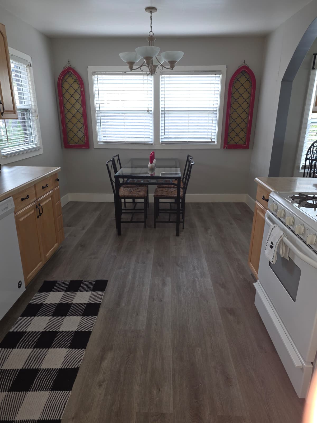 Dining room table