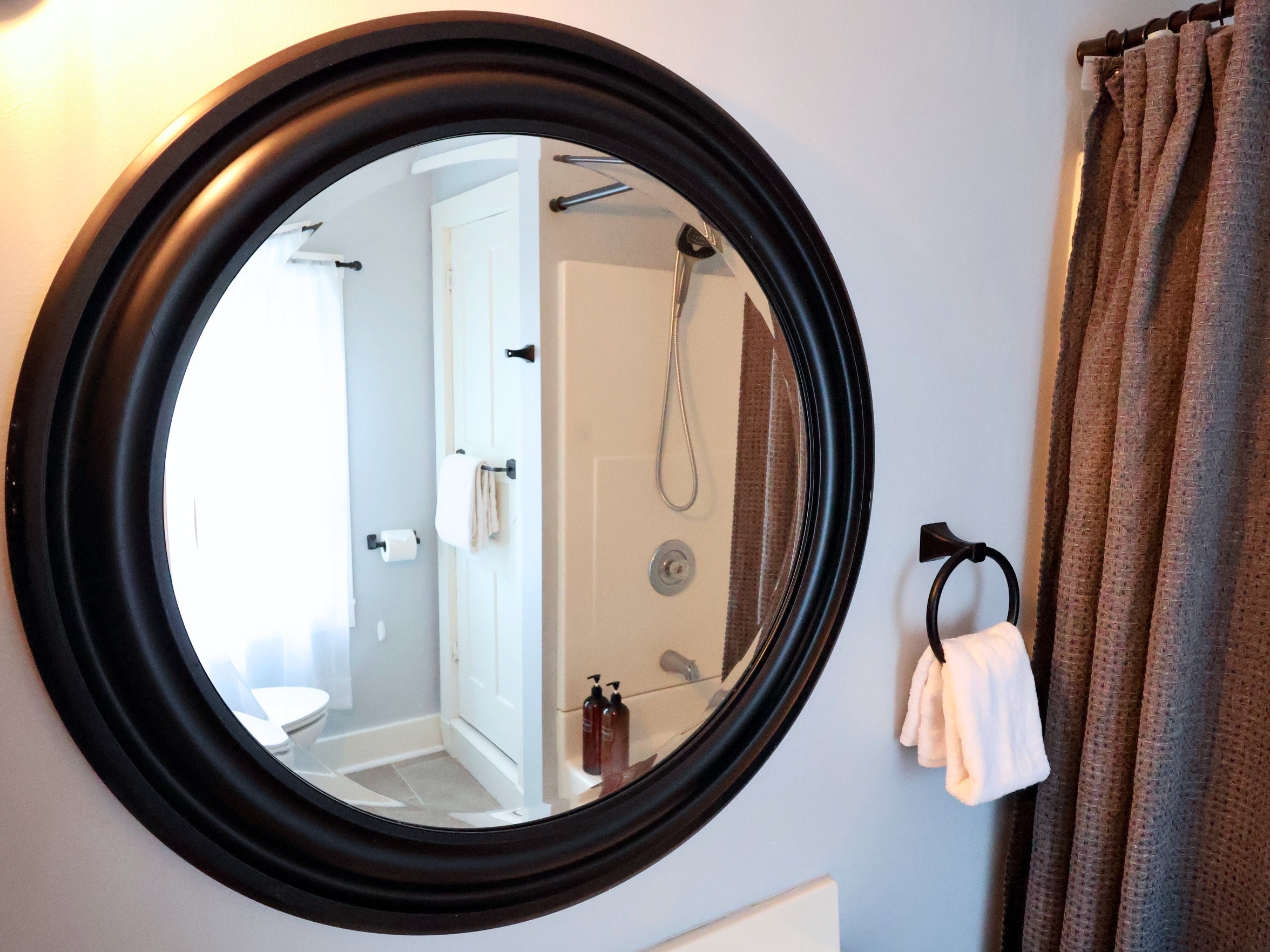 2nd floor bath