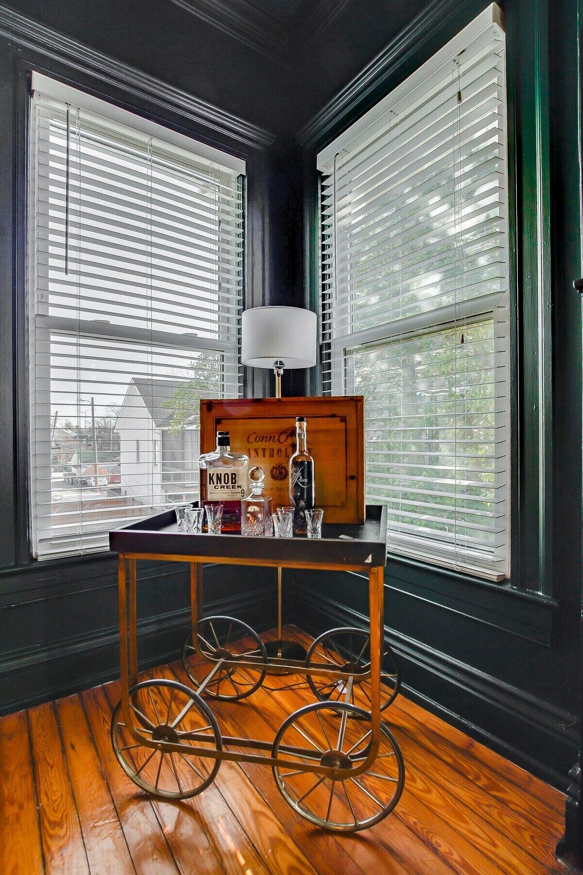 The massive historic Bonnycastle Villa is within walking distance of some of the area's best boutique shops and local restaurants. Dining room, bourbon tasting, and game room.