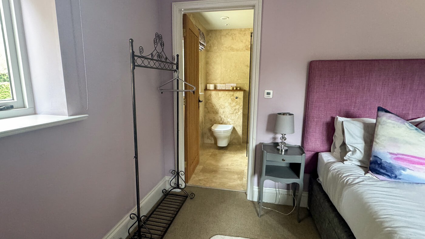 Pheasant bedroom and ensuite