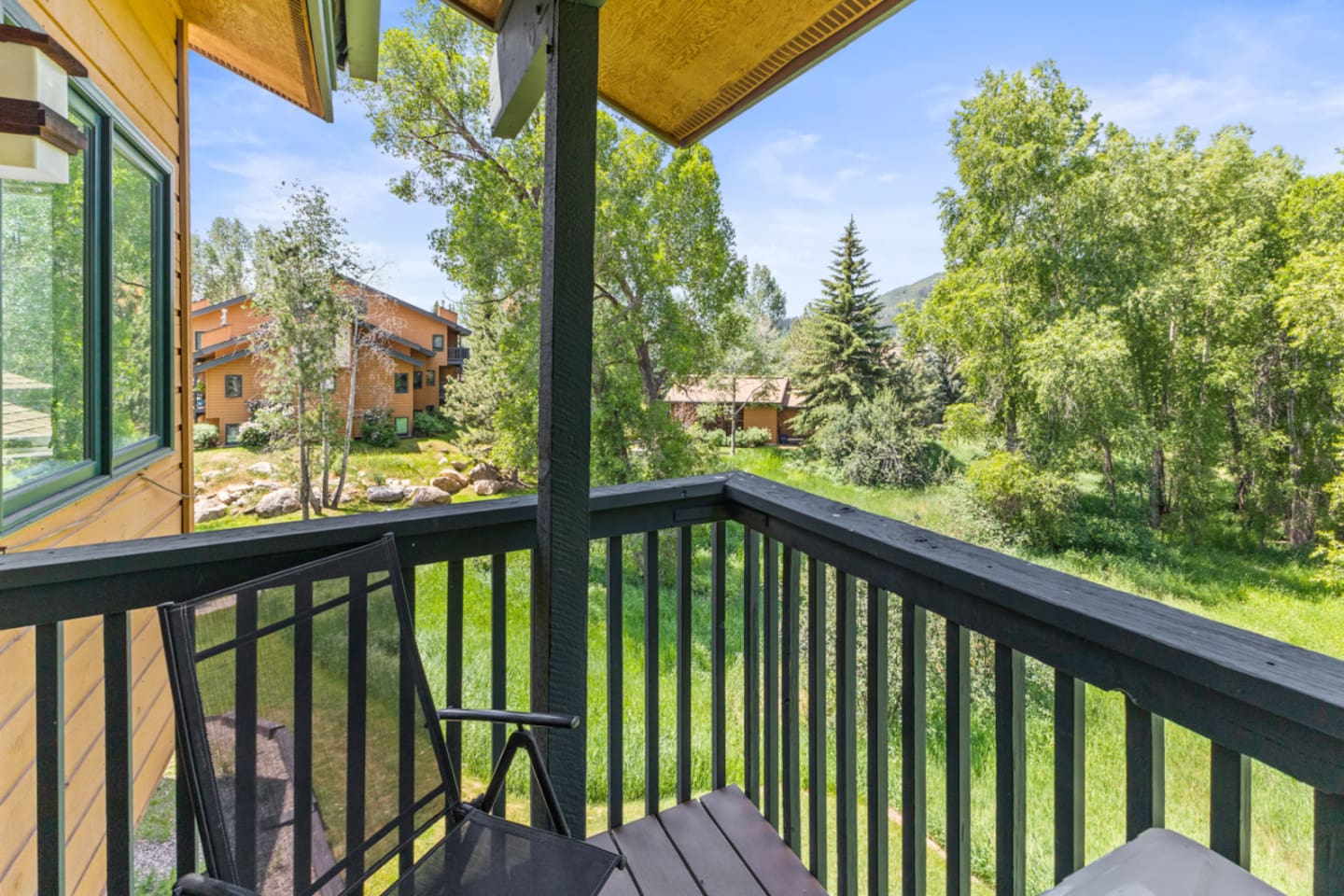Balcony | Mountain View
