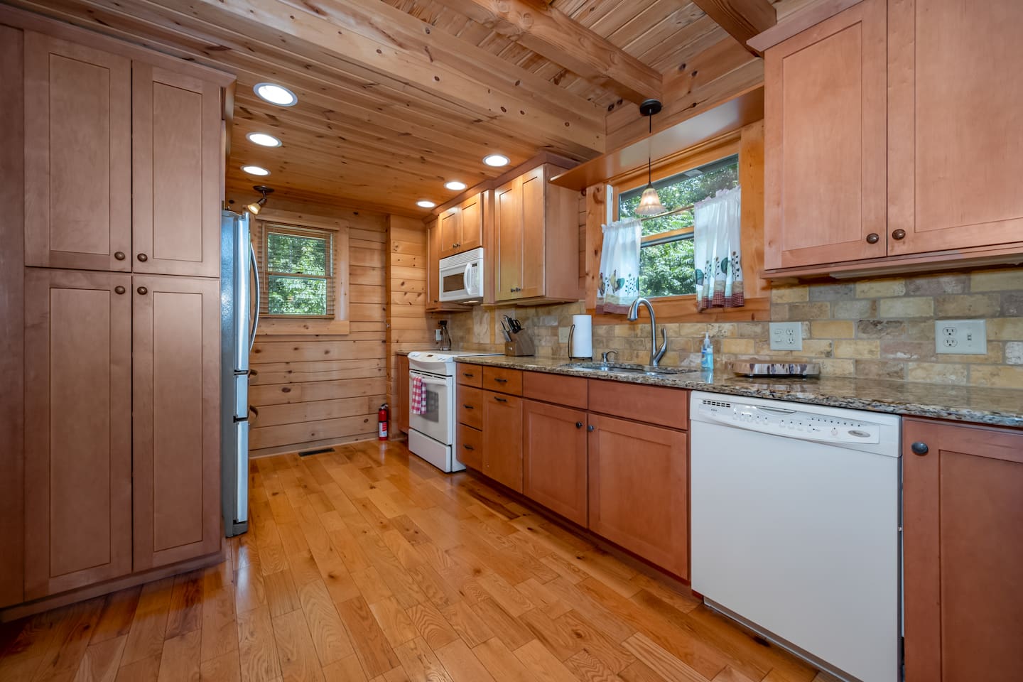 Spacious kitchen with new appliances