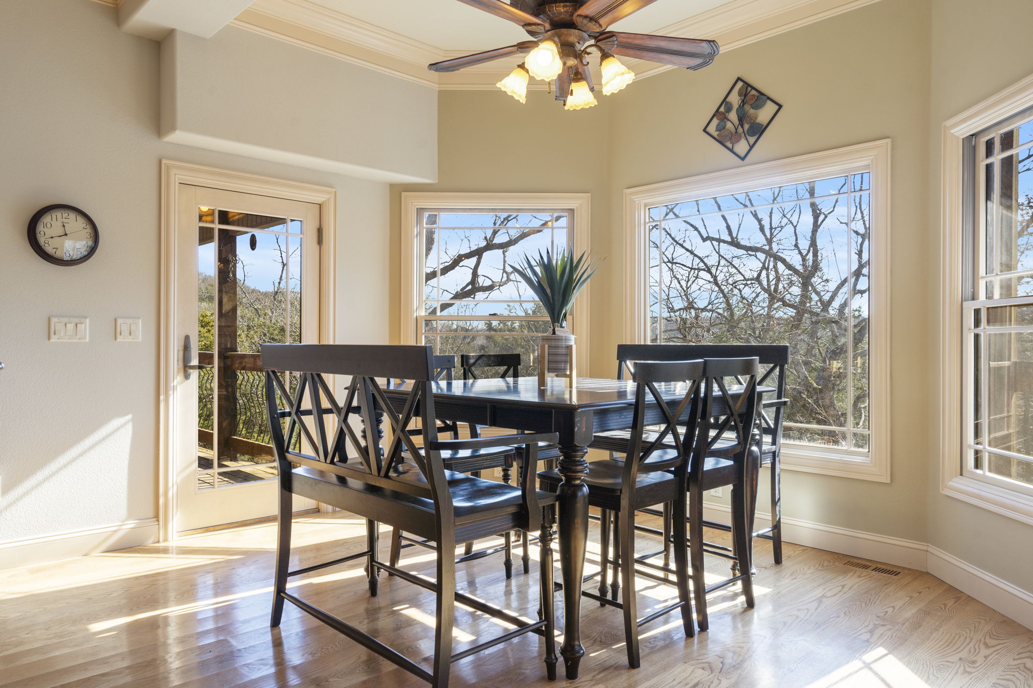 Breakfast nook