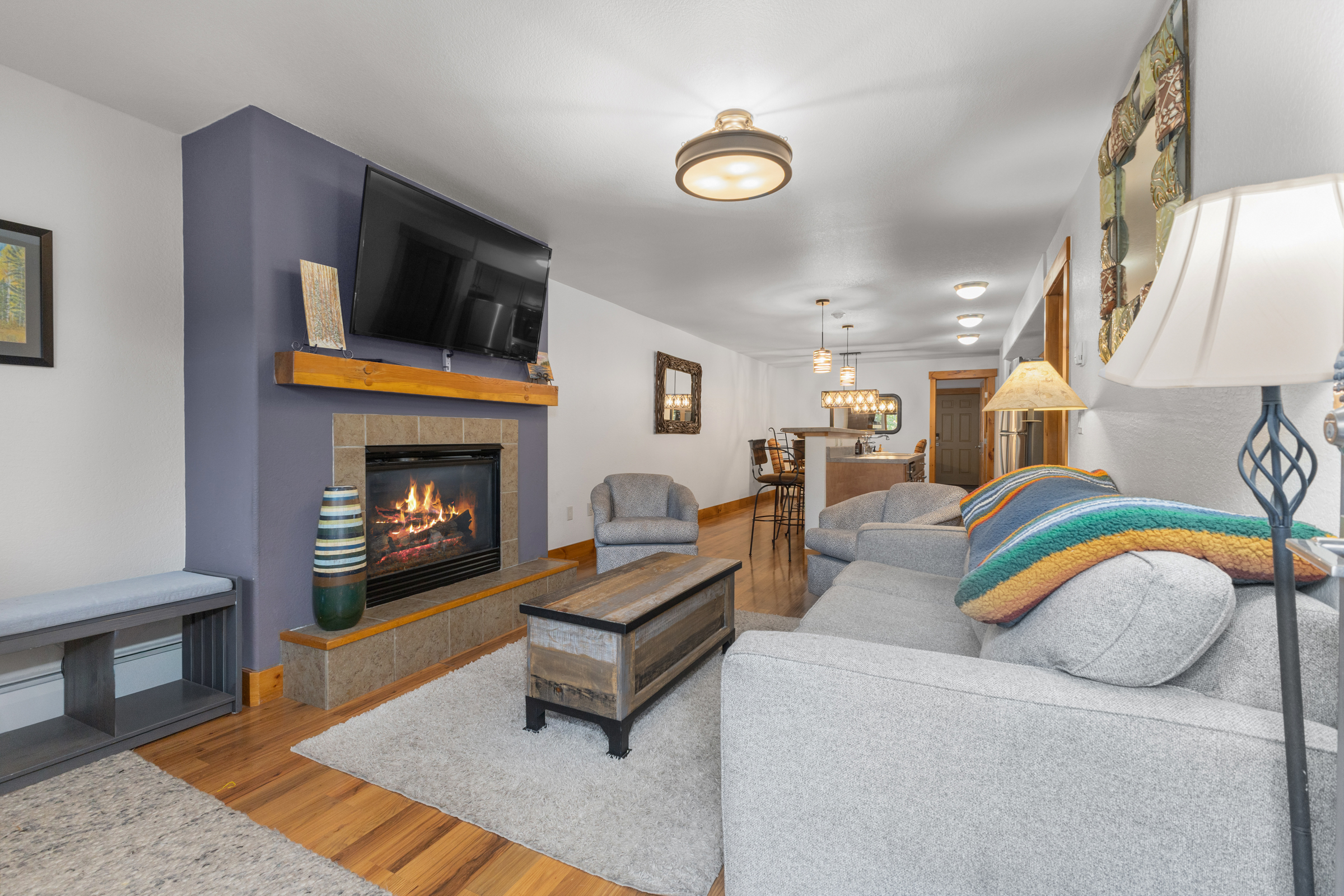 Living Area | Fireplace