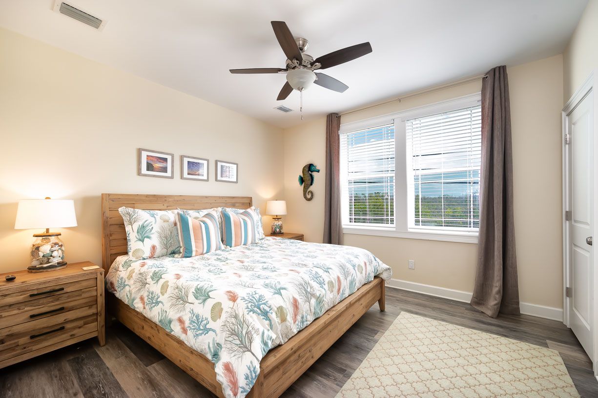 Guest Room Downstairs King Bed