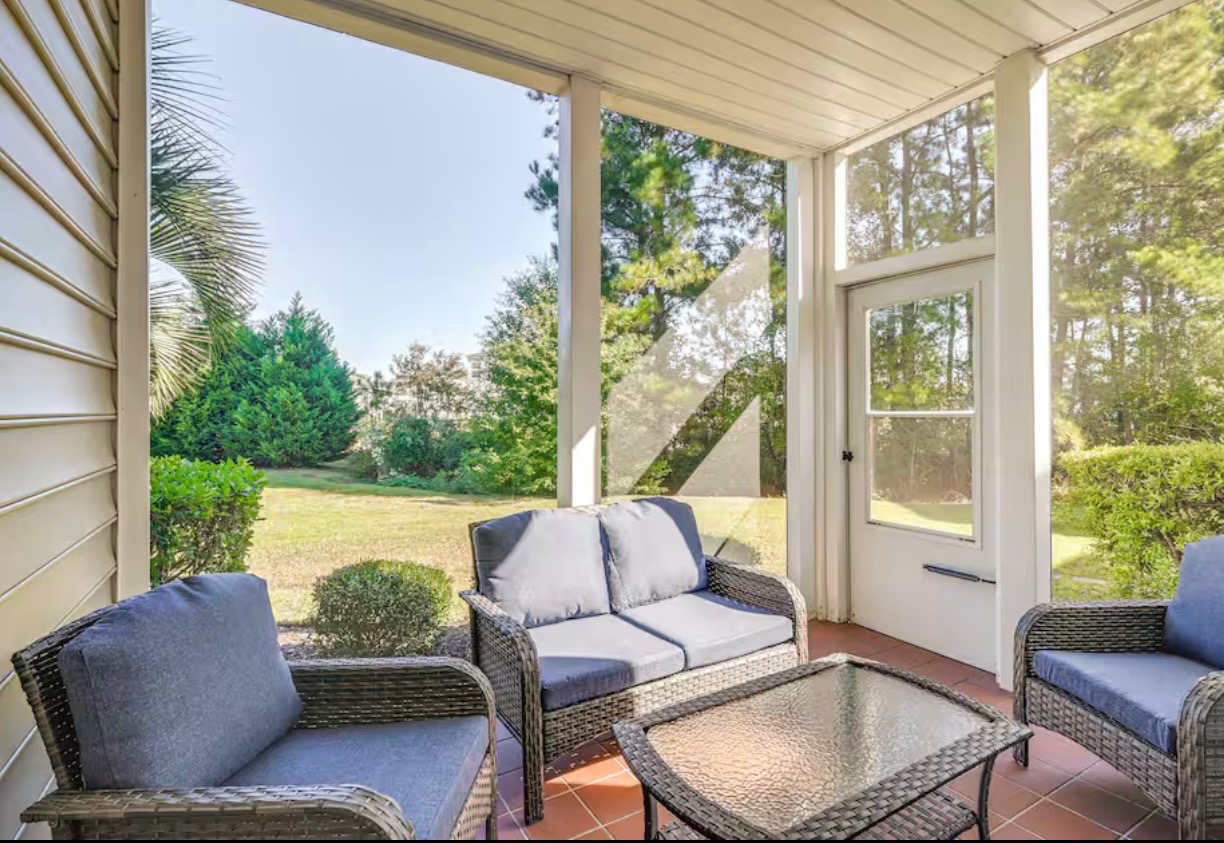 Outdoor Screened Porch