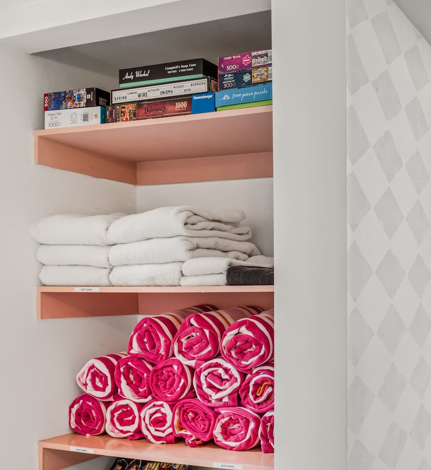 Games & Towels near by 2nd Bathroom