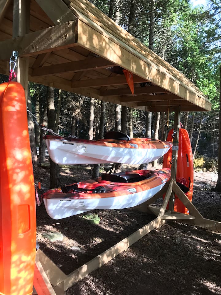 Enjoy the included paddle boat and kayaks (2 adult, 2 child).
