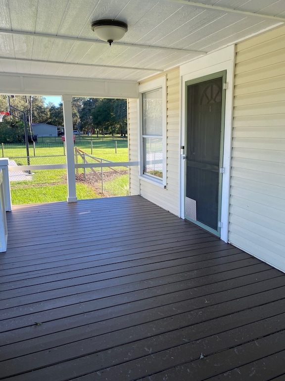 screened door for airflow