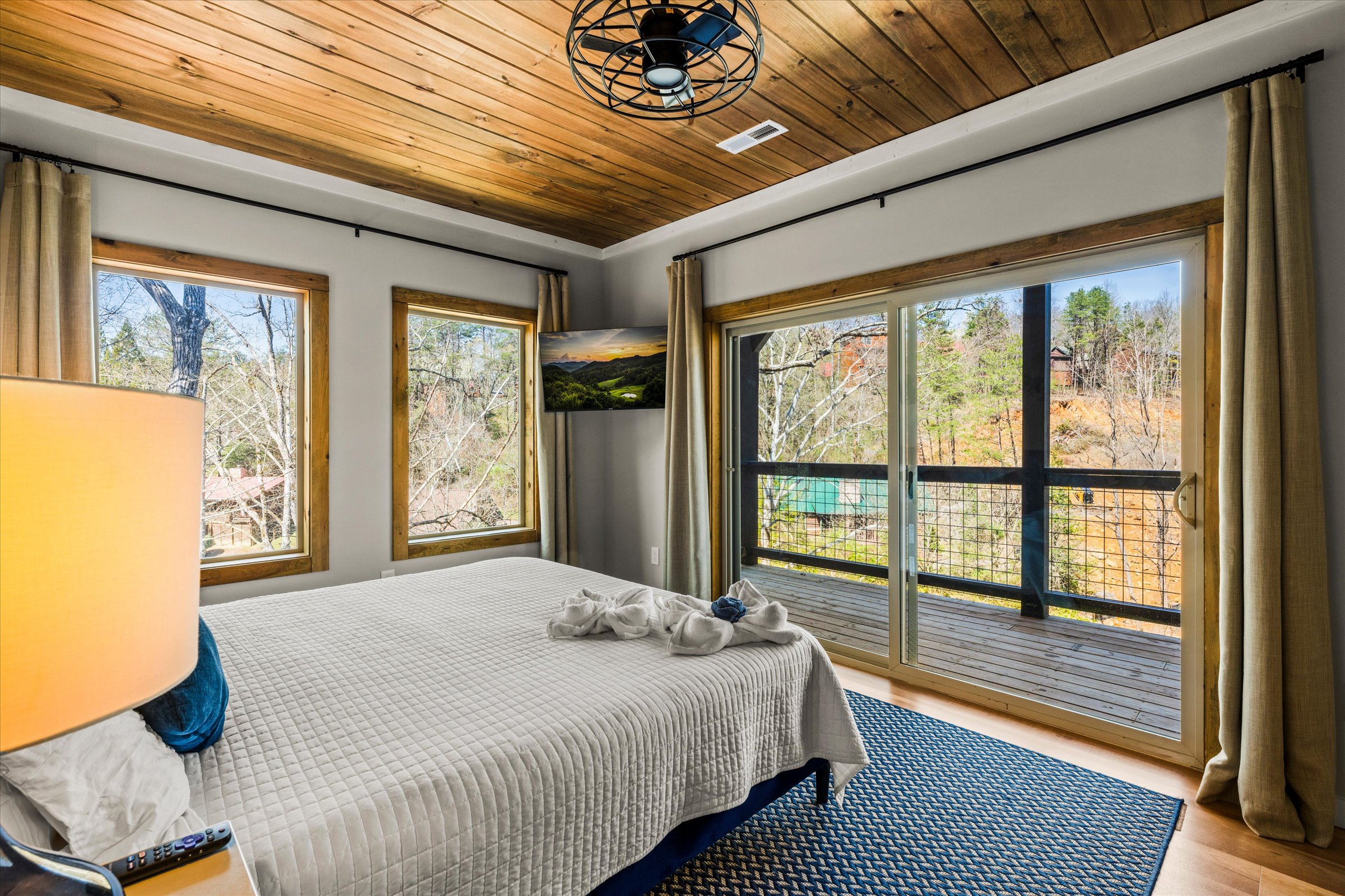 Relax in style on a premium king mattress, with the beautiful balcony view just steps away.