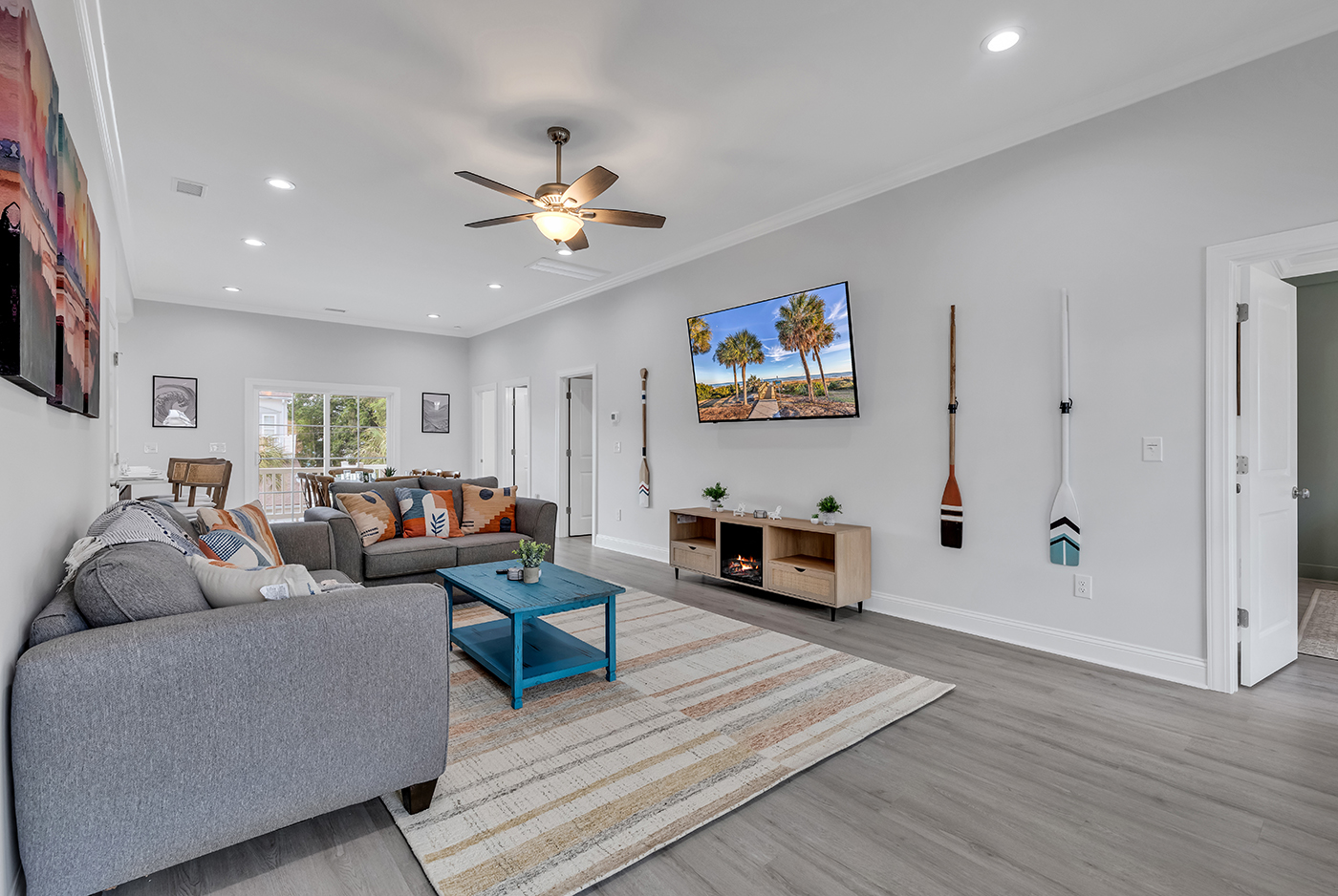 Step into luxury and comfort in our bright, modern living room. Designed for relaxation and perfect for gathering with loved ones, it's the heart of your home away from home. ✨🛋️ #ModernComfort #LivingRoomBliss