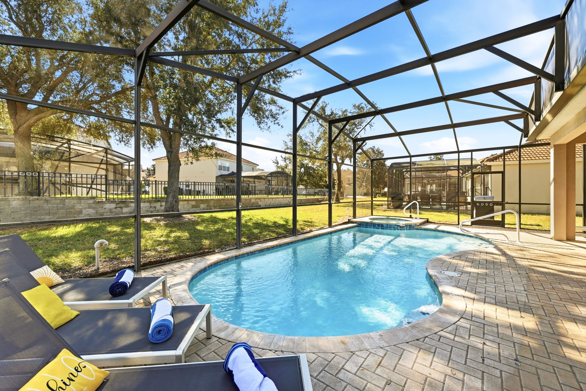Private pool for hours of fun in the sun!
