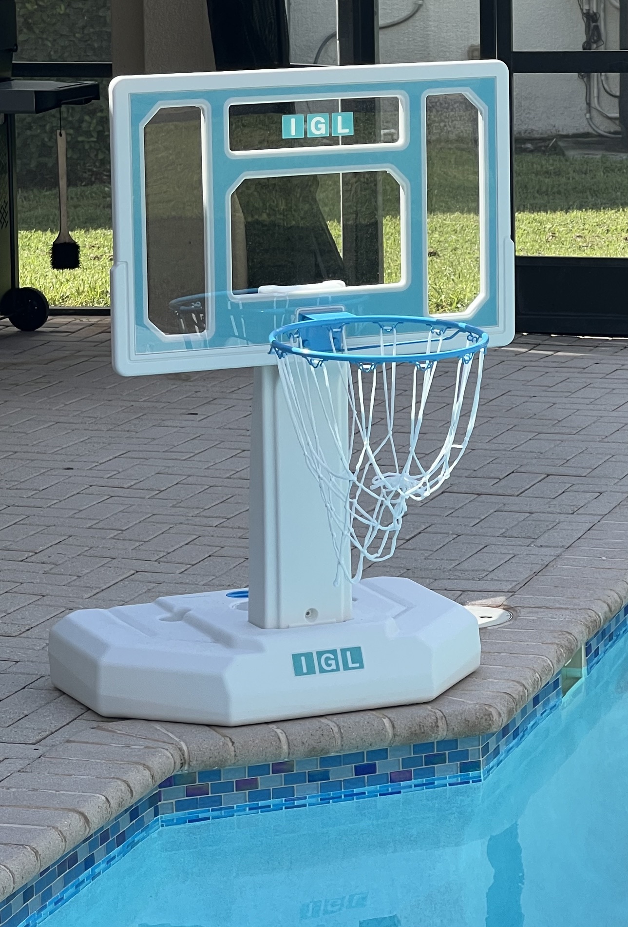 Recently added brand new pool basketball hoop!