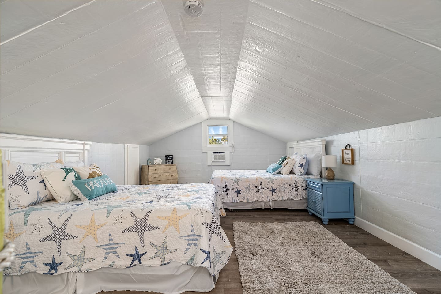 Open loft accessed through Master Suite. Sleeps 4