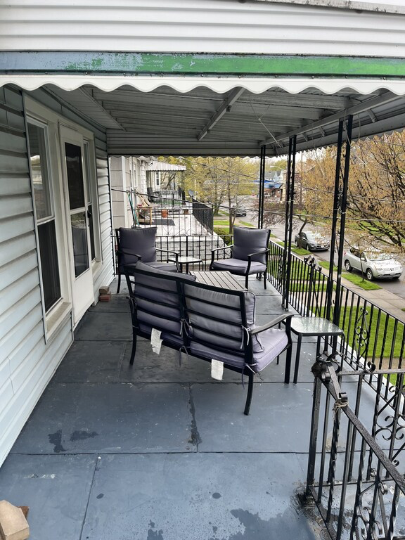 Covered top porch