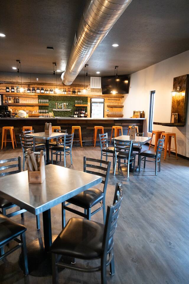 Palooza Basecamp & Eatery