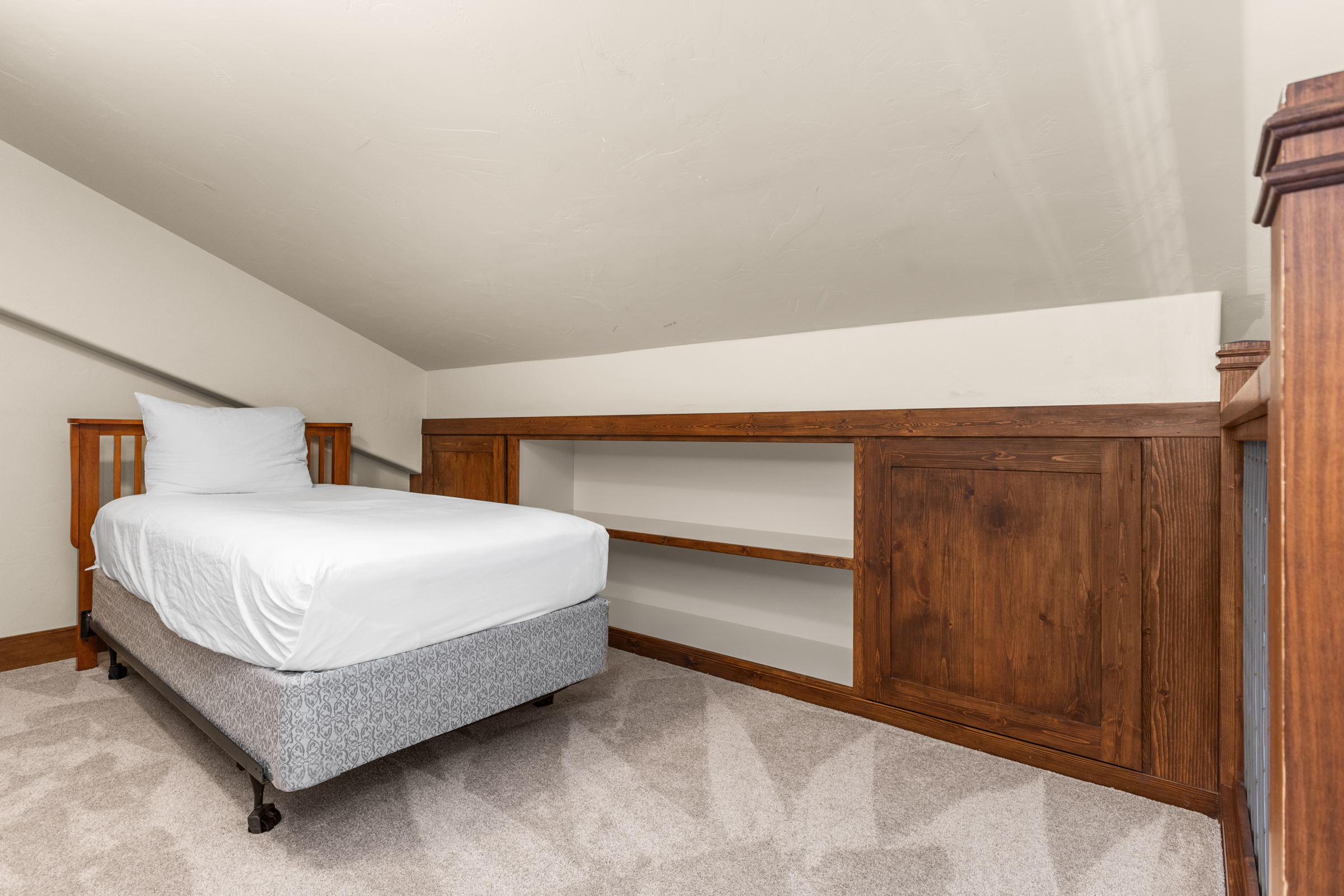 Bedroom 2 | Twin Size Bed