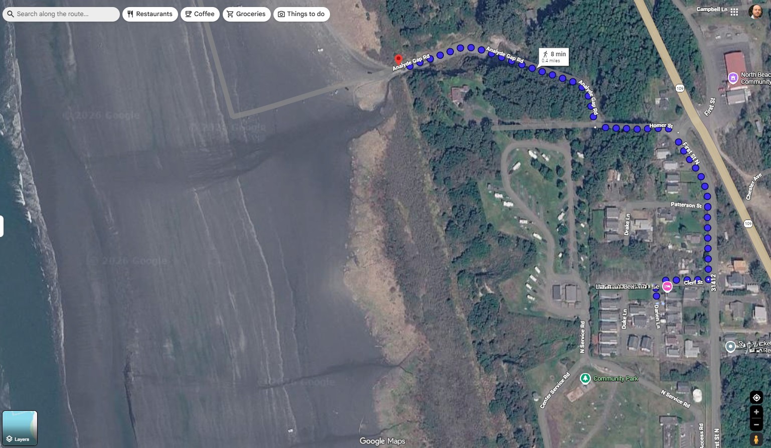 Beach is an 8-min walk or 90 second drive (we are on the bluff on the north end of town).  Park right on the sand!