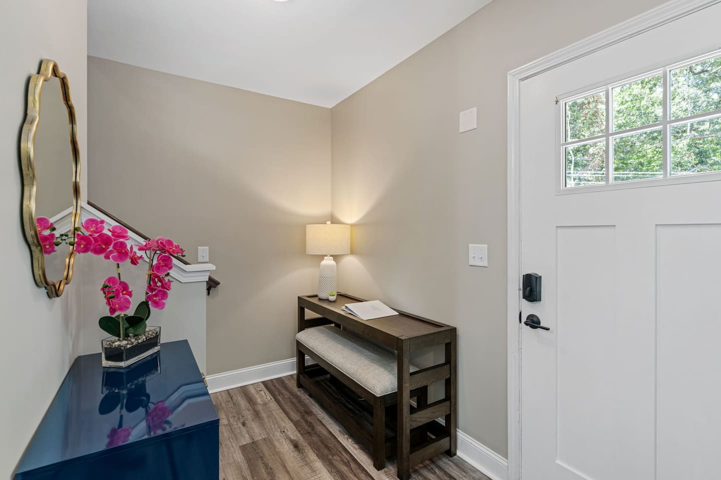 Right unit - Dedicated workspace by the front door
