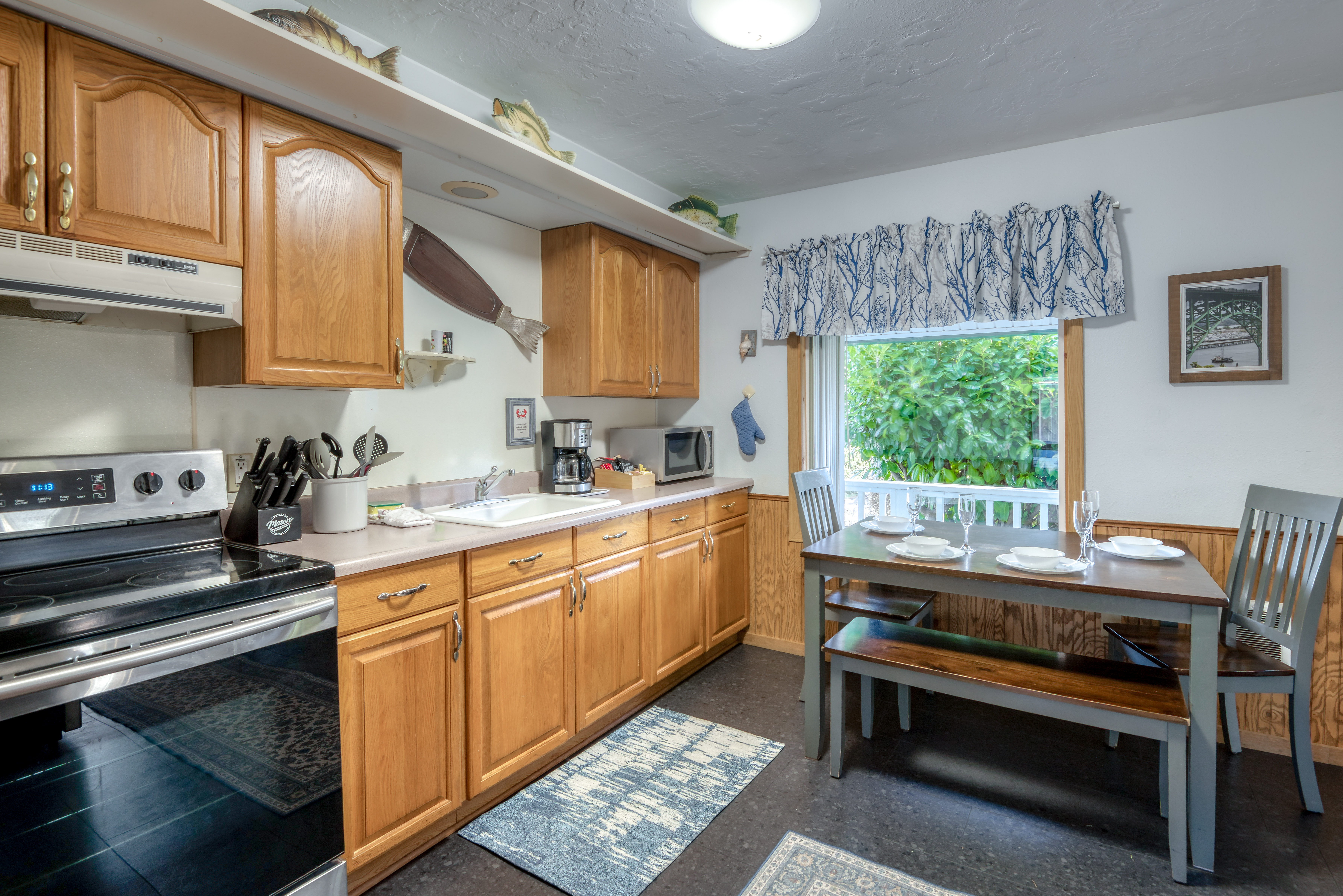 T01 - Anchor@ Trollers Lodge — Depoe Bay, OR — vacation rental