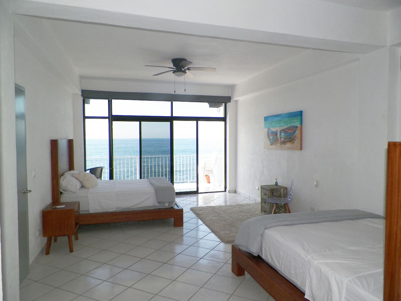Guest bedroom with 2 queen beds