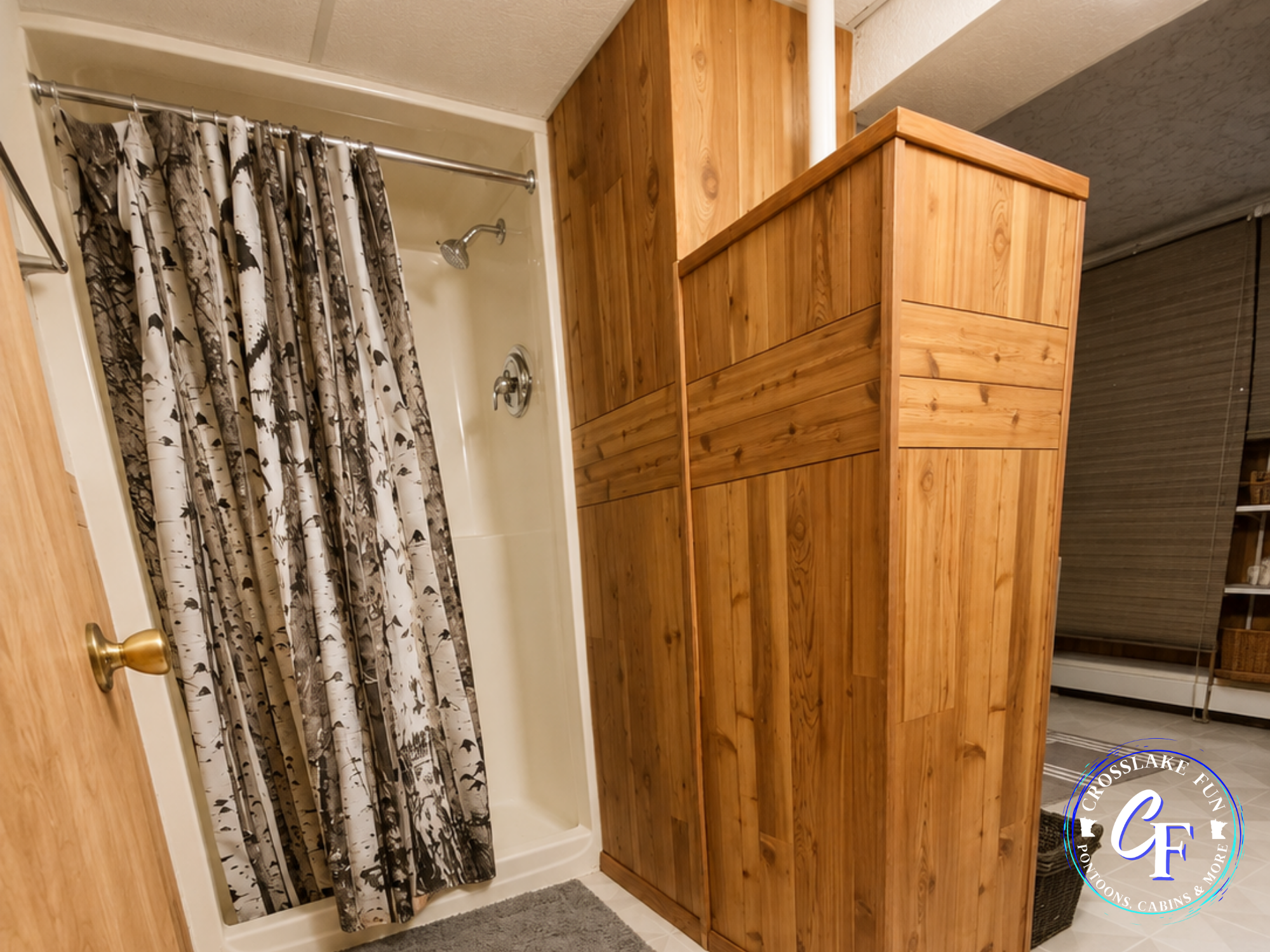 Bathroom/laundry downstairs