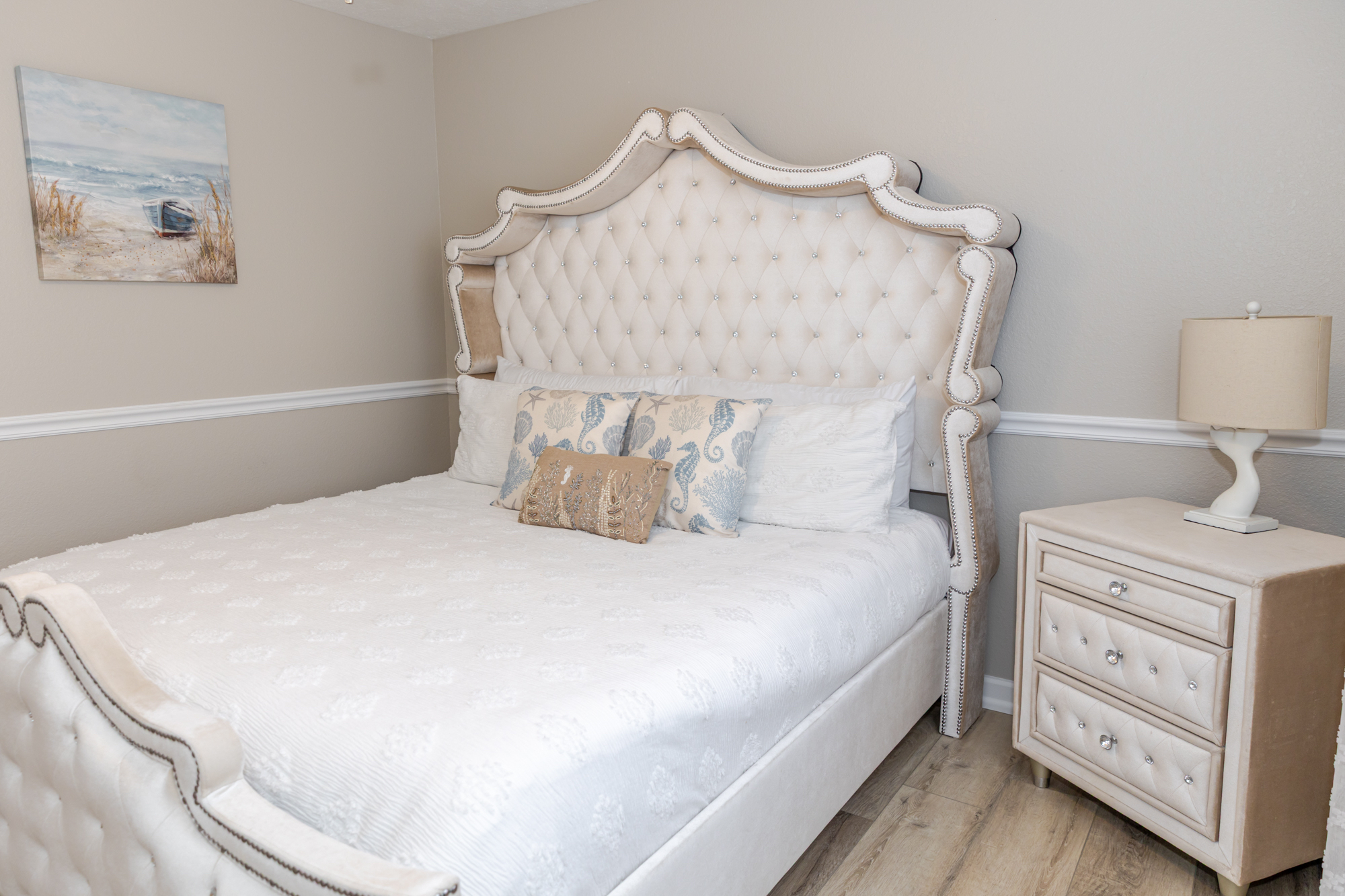 King bedroom 1