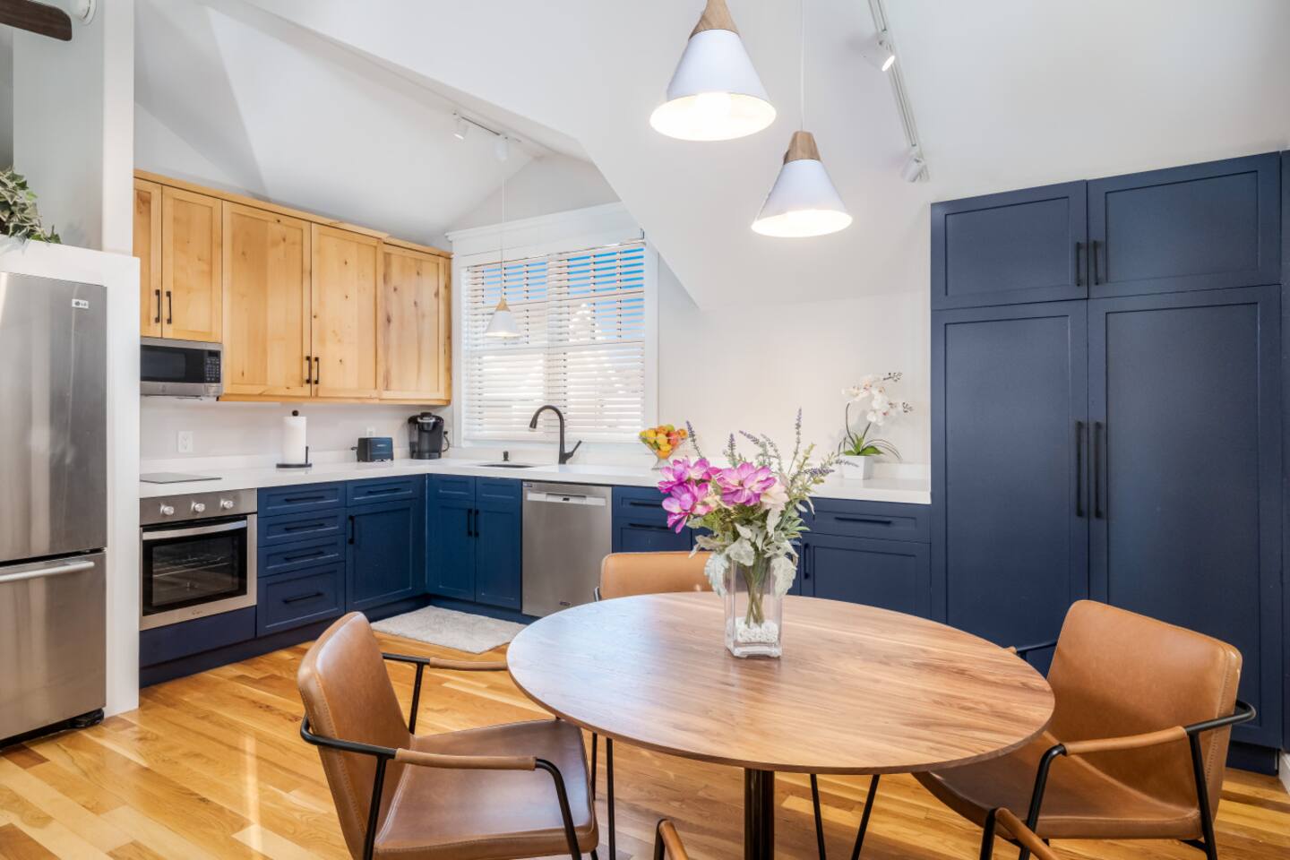 Carriage House Dining Area and Kitchen 