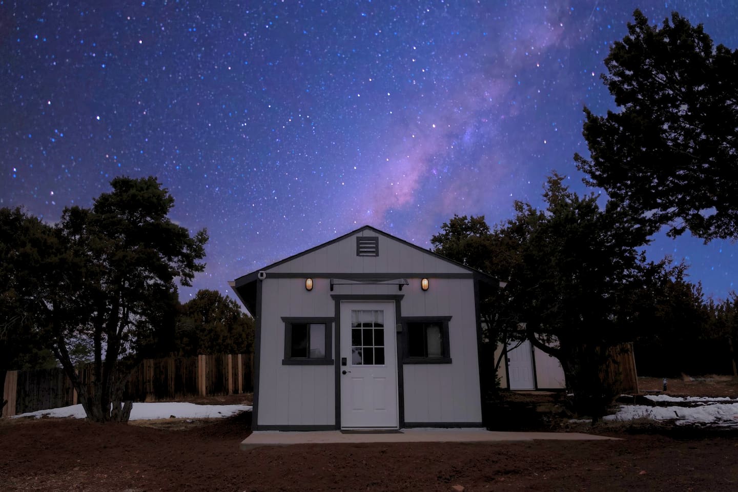 Nestled in nature and beneath a vast open sky, this cozy cabin invites you to stargaze in awe. Feel the cool night air, hear the whisper of the trees, and soak in the magic of a sky dusted with endless stars—a peaceful retreat like no other.✨