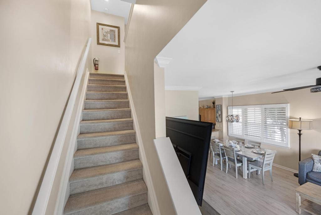 Steps to Master & Guestroom with 2 Full Beds